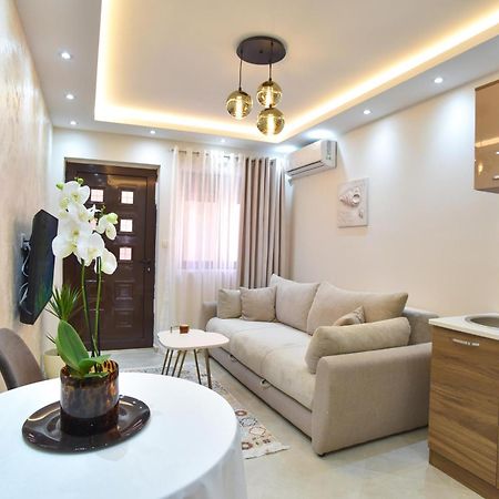 Vila Apartments Lidija Petrovac Buitenkant foto