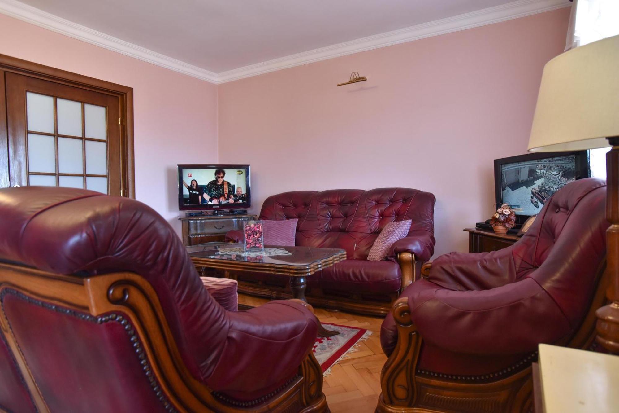 Vila Apartments Lidija Petrovac Buitenkant foto