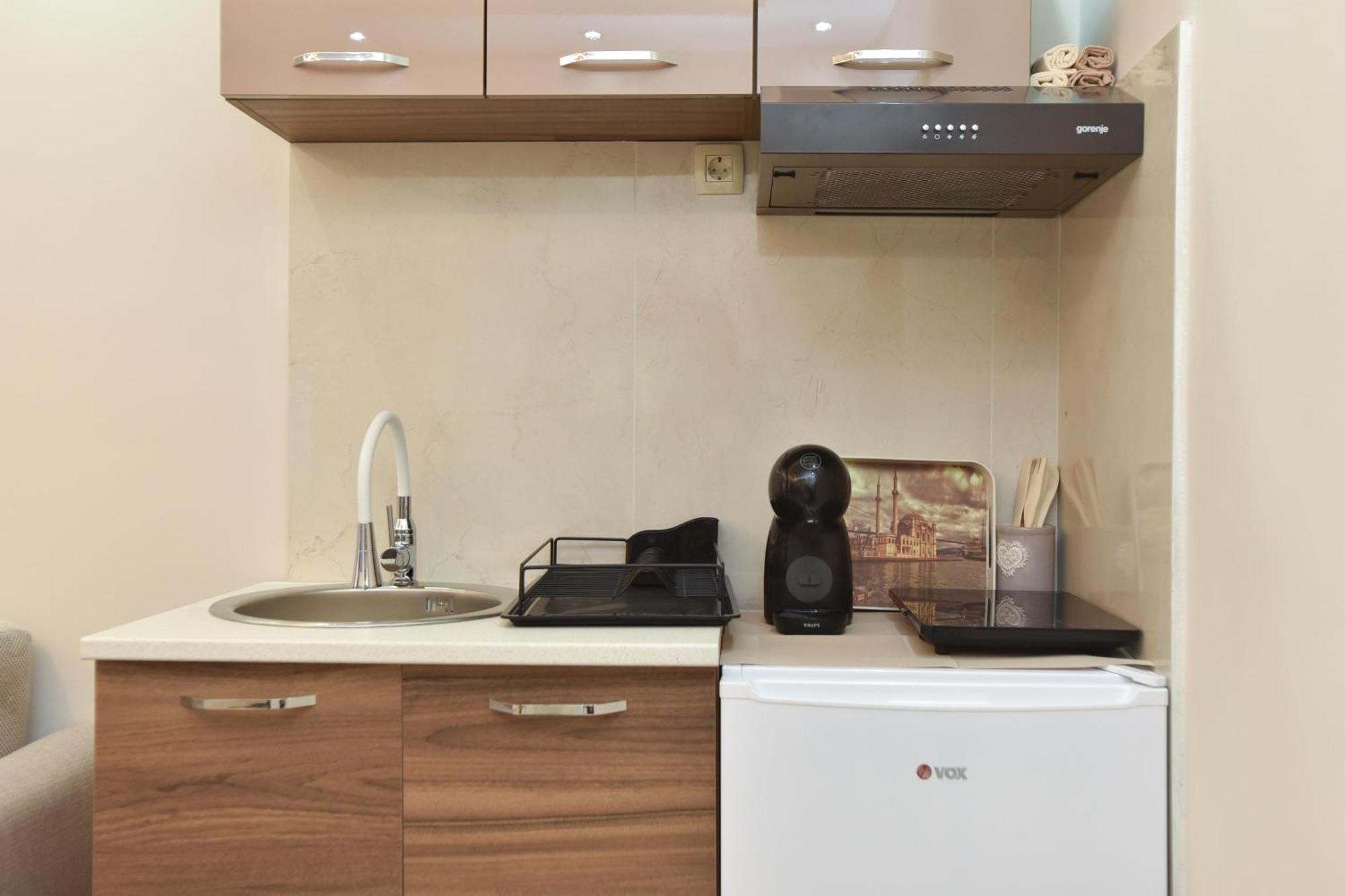 Vila Apartments Lidija Petrovac Buitenkant foto