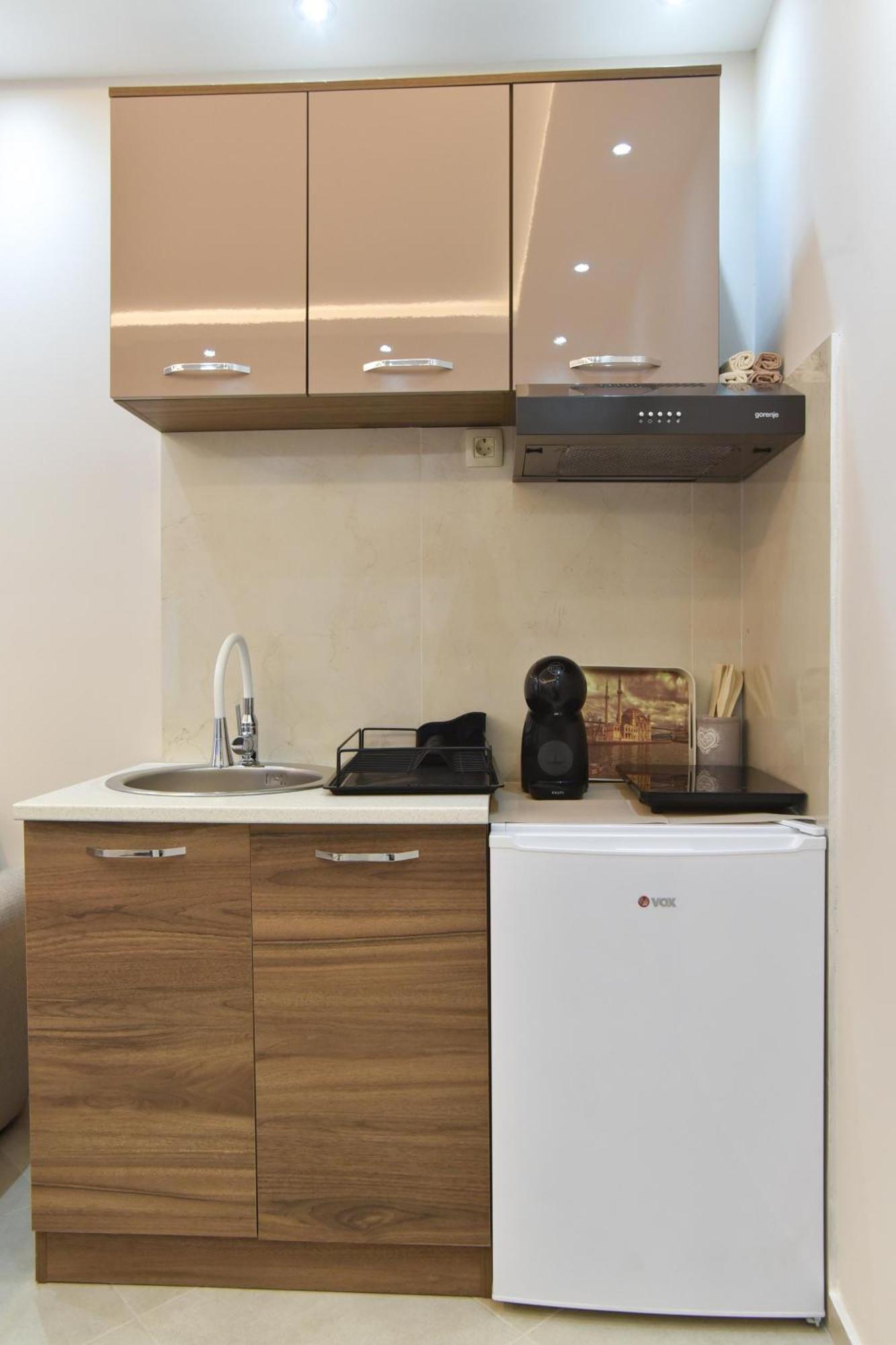 Vila Apartments Lidija Petrovac Buitenkant foto