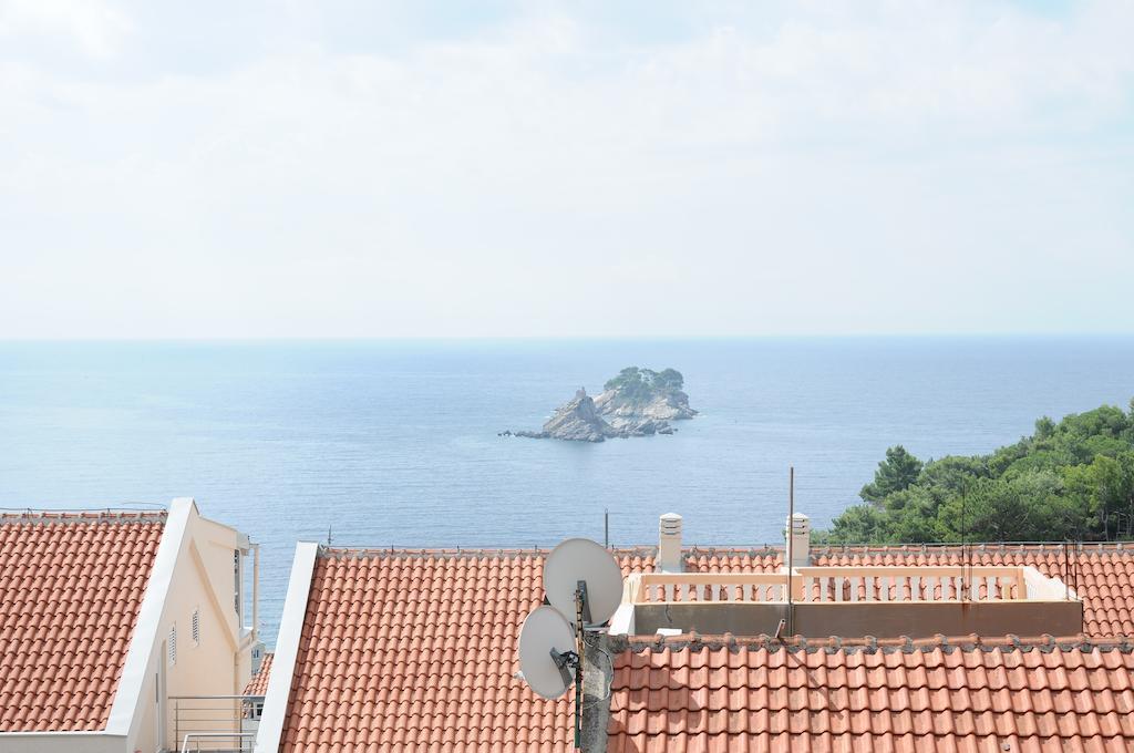 Vila Apartments Lidija Petrovac Buitenkant foto